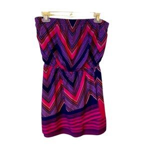 NWOT Express Women’s Strapless Dress Chevron Design Purple Pink Small